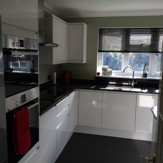 Fitted Kitchen With Granite Worktops